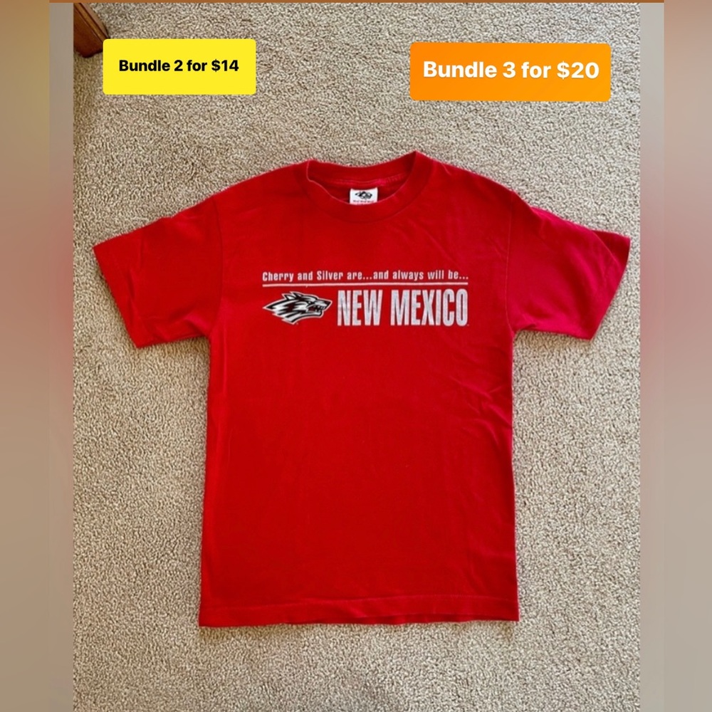 ⭐️2xHP⭐️ University of New Mexico Lobos T-Shirt